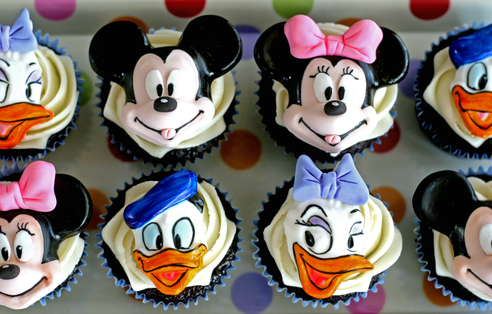 Mickey & Minnie Cupcake Toppers | Cakeheads